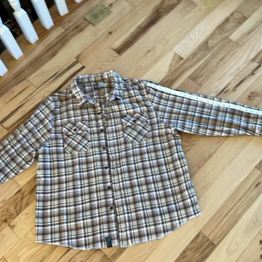 LRG washed once, never worn.